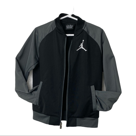 NIKE AIR JORDAN Jacket Boys 6-7 Y Zip - Picture 2 of 7
